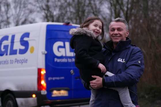 GLS driver with his daughter 